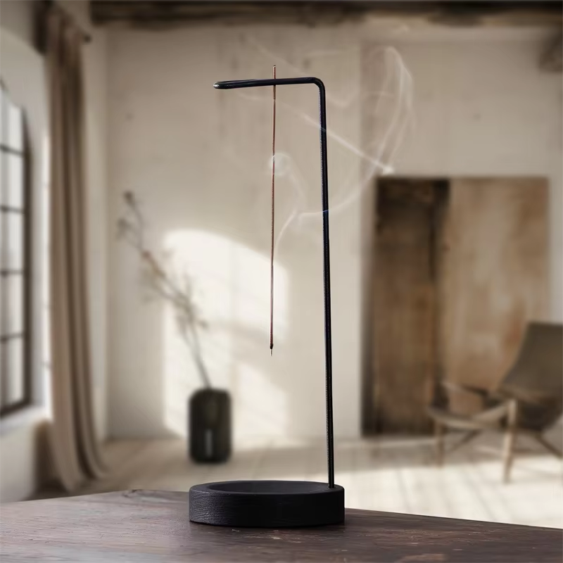 Lakiies Floating Incense Holder – Minimalist Ash-Catching Stand